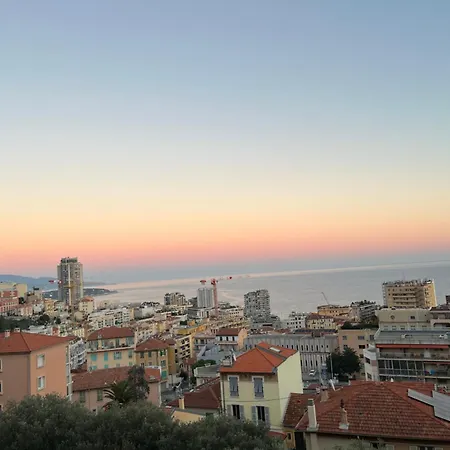 2 Renovated Sea View, Near Monaco Beausoleil